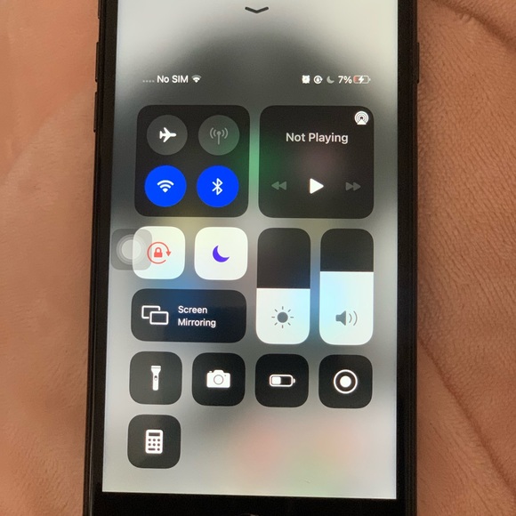 iPhone 8 Plus - Picture 3 of 5